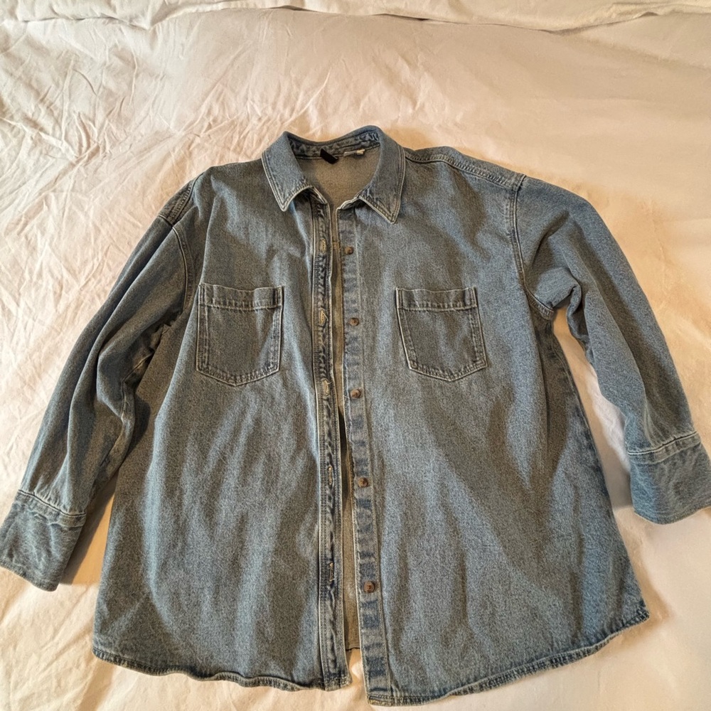 H&M women’s denim shirt